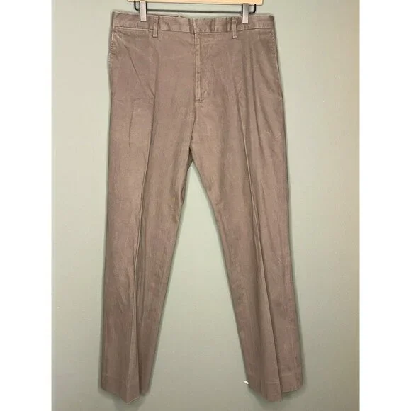 Banana Republic Men's 34" x 32" Classic Fit Chino's Straight Leg - Picture 1 of 13